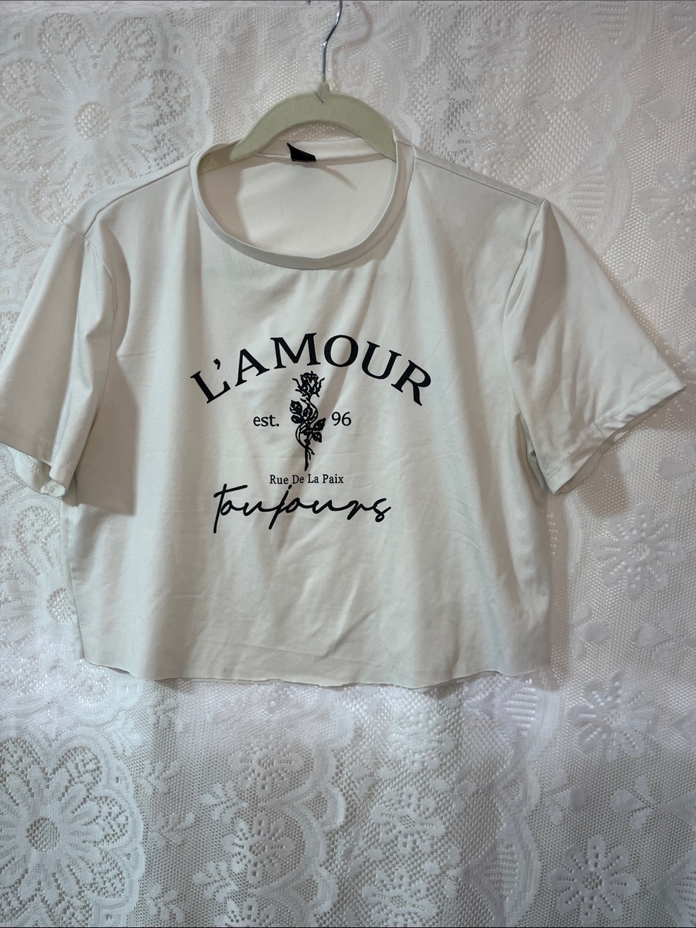 😻5for$15😻 SHEIN L'AMOUR White Graphic Crop Top L
